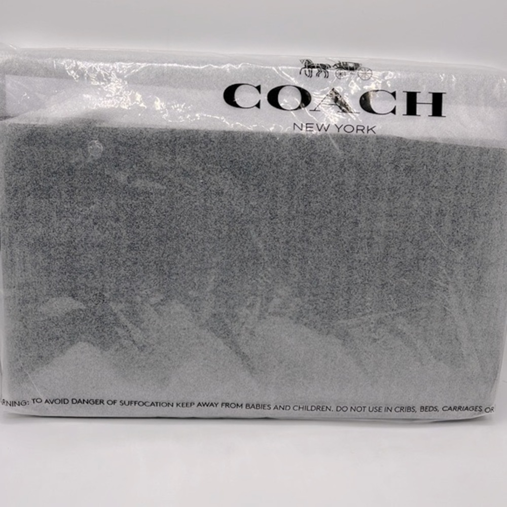 Coach Zip Around Laptop Case - Picture 8 of 8